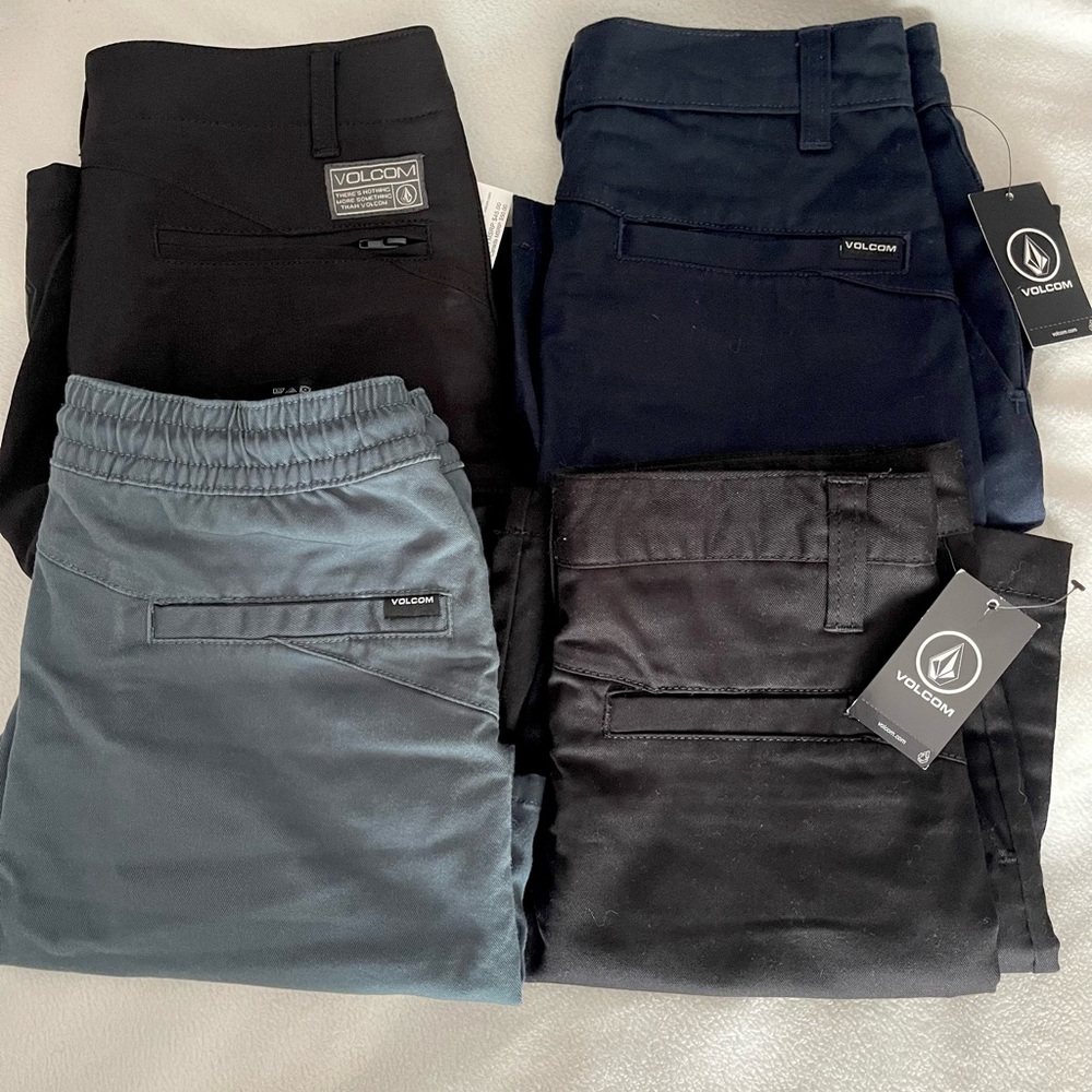 Boys Volcom shorts bundle